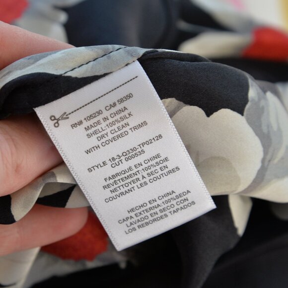 Equipment 100% Silk Cornelia Bold Floral Print Black Blouse Sz M - Picture 8 of 8